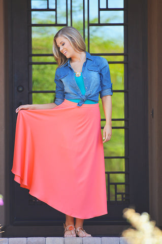 A Little Bit Sideways Skirt - Coral