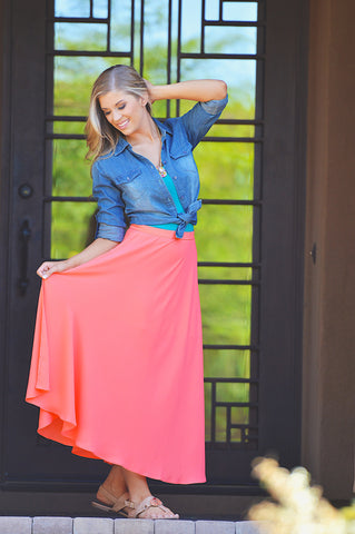 A Little Bit Sideways Skirt - Coral